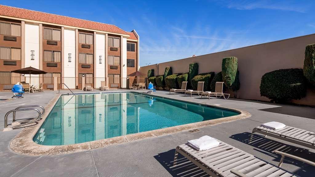 Best Western Norwalk Inn מראה חיצוני תמונה