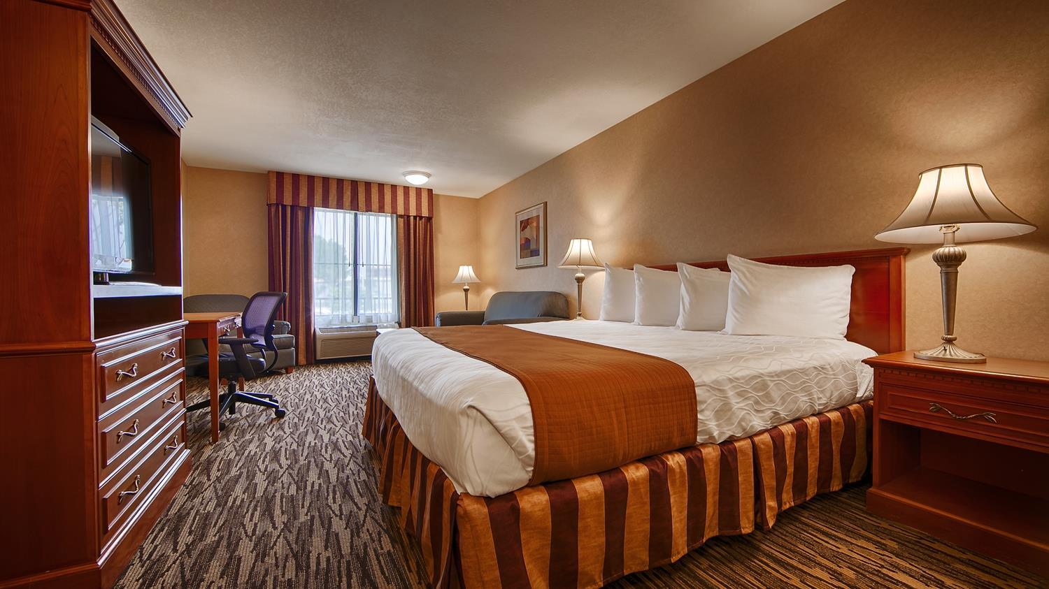 Best Western Norwalk Inn מראה חיצוני תמונה